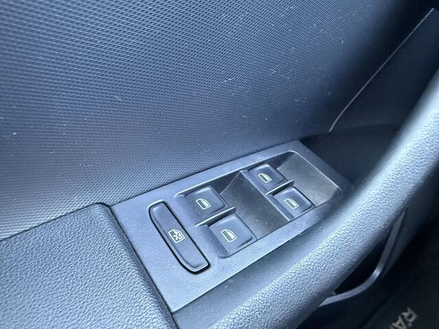 Skoda RAPID Spaceback 1.0 TSI AUTOMAAT CRUISE STOELVERW. PANO