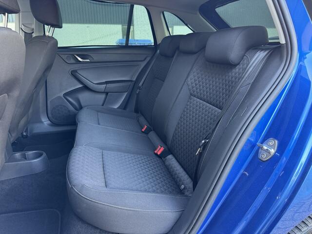 Skoda RAPID 1.2 TSI Grt Drive Automaat 1e eigenaar NAP Trekhaak Cruise Clima