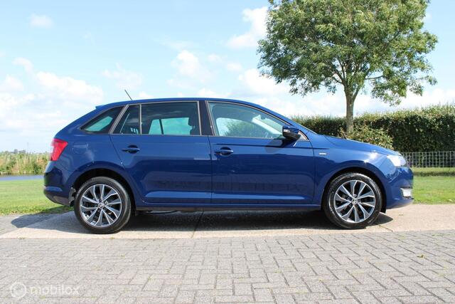 Skoda RAPID Spaceback 1.2 TSI 16" STOELVERWARMING TREKHAAK