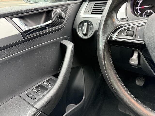 Skoda RAPID Spaceback 1.0 TSi 95pk Limited edition, Tech pack | Pano | Clima