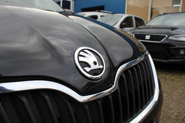 Skoda RAPID 1.2 TSi Spaceback ''Ambition'' Cruise - Clima !! 90 Pk