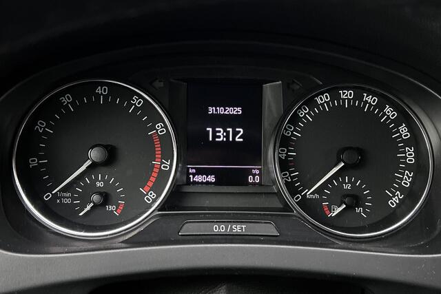 Skoda RAPID Spaceback 1.2 TSI Greentech JOY | Trekhaak | Navigatie | Cruise control | Lichtmetalen velgen