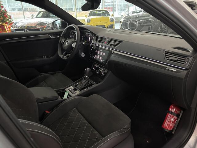 Skoda SUPERB 1.4 TSI iV Sportline Business PanoICarplayICamera