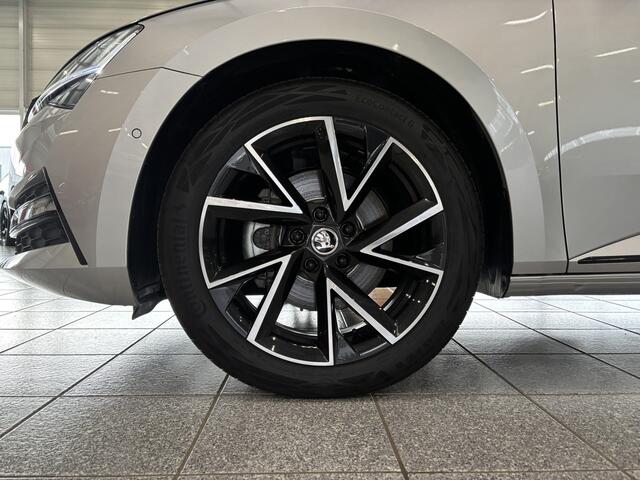 Skoda SUPERB 1.4 TSI iV Sportline Business PanoICarplayICamera