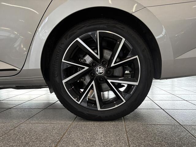 Skoda SUPERB 1.4 TSI iV Sportline Business PanoICarplayICamera