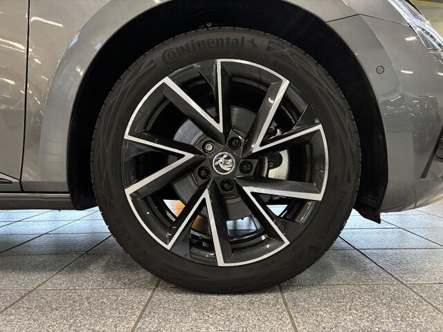 Skoda SUPERB 1.4 TSI iV Sportline Business PanoICarplayICamera