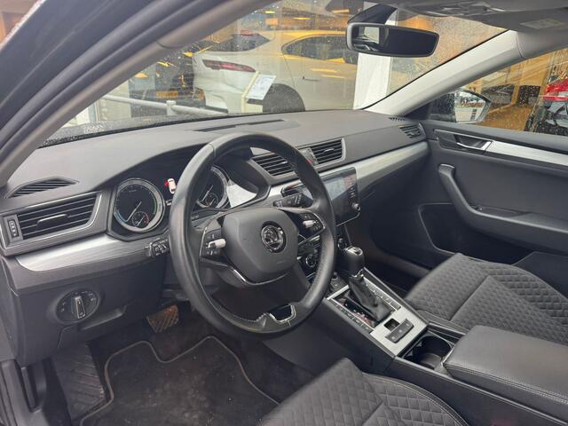 Skoda SUPERB Combi 1.4 TSI iV Business Edition