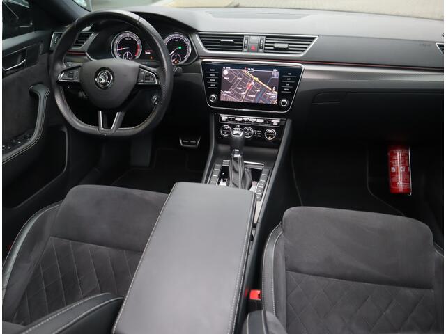 Skoda SUPERB Combi 1.5 TSI ACT Sportline / Panoramadak