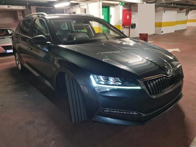 Skoda SUPERB Combi 1.4 TSI iV Business Edition | Wordt verwacht | Leder | Pano | A.cam |