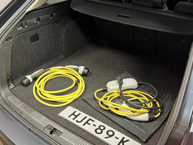 Skoda SUPERB Combi 1.4 TSI iV Business Edition Plus AdaptiveCruise/Stoelkoeling/Appconnect