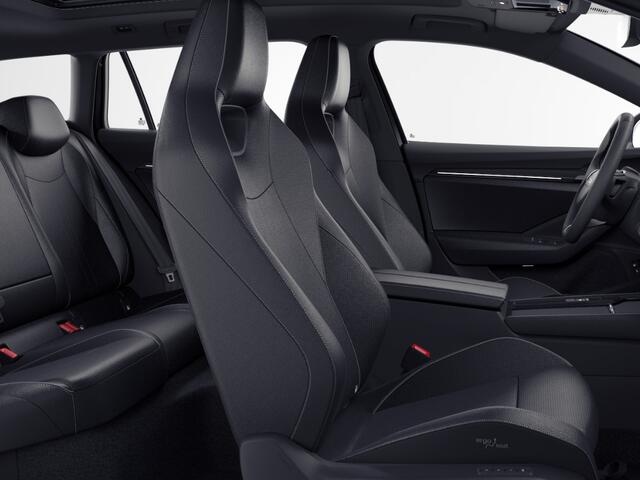 Skoda SUPERB combi Sportline Business 1.5 TSI PHEV 150 kW / 204 PK Co | suite Sportline bekleding | Panorama dak | Trekhaak | 2000,- inruilvoordeel!!