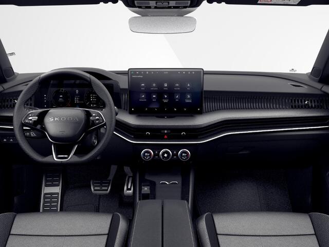 Skoda SUPERB combi Sportline Business 1.5 TSI PHEV 150 kW / 204 PK Combi | Metallic Lak | 19'' Velgen | Travel assist Plus | 2000,- inruilvoordeel