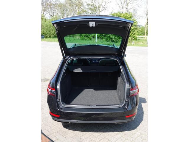 Skoda SUPERB Combi 1.5 TSI ACT Business Edition PANO | MEMORY | H-LEER | KEYLESS | CANTON