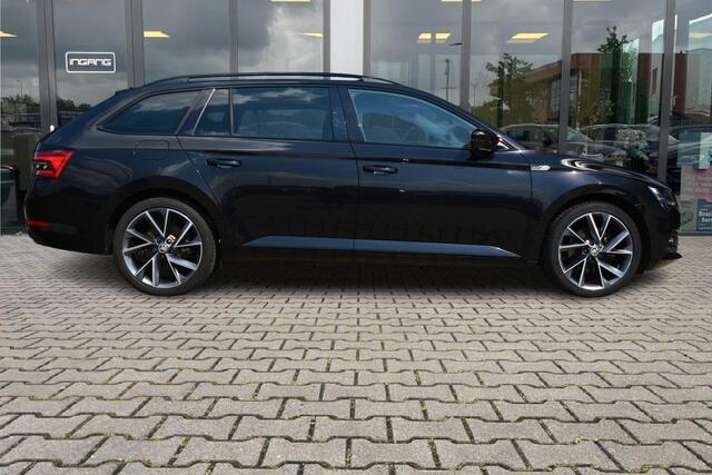 Skoda SUPERB Combi 1.4 TSI iV Sportline | Camera | Trekhaak | 19 Inch |