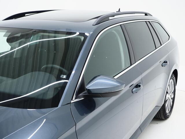 Skoda SUPERB Combi 1.4 TSI iV 218PK | Panoramadak | Adaptive Cruise | Virtual | Camera | Trekhaak