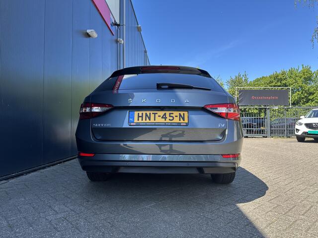 Skoda SUPERB Combi 1.4 TSI iV Sportline Business 156 / 218PK | Trekhaak | Leder | Clima