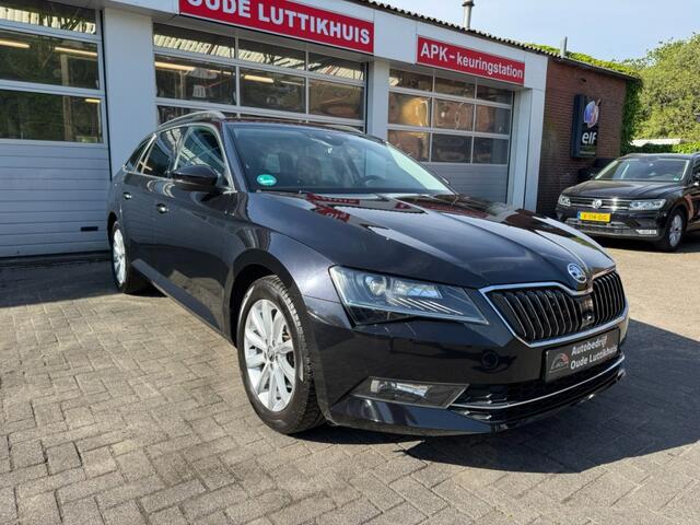 Skoda SUPERB Combi 1.4 TSI ACT 150PK DSG Full-Led Camera Cruise Carplay