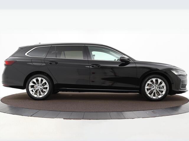 Skoda SUPERB Combi 1.5 TSI iV First Edition | Trekhaak, wegklapbaar | Light & view pakket | Akoestisch pakket | Chrome pakket | Comfortpakket | Winterpakket |