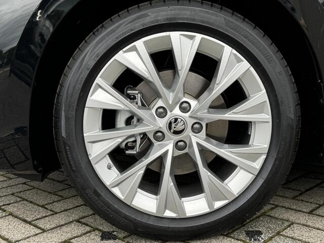 Skoda SUPERB First Edition 1.5 TSI m-HEV 150 pk DSG | Automaat | Navigatie | Adaptieve cruise control | 18'' Lichtmetalen velgen | Camera |