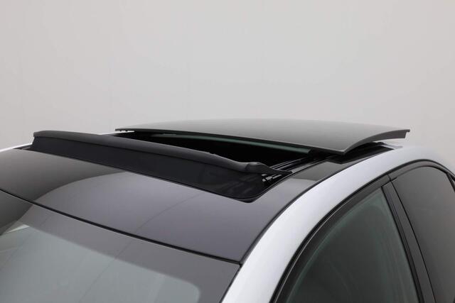 Skoda SUPERB 1.4 TSI 218 pk DSG iV PHEV Sportline Business Skoda Superb 1.4 TSI 218PK DSG iV PHEV Sportline Business | Pano | Matrix LED | Elektr. voorstoelen met geheugen | 360 camera | Navi | Keyless | ACC | 18 inch