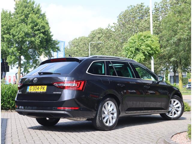 Skoda SUPERB Combi 1.5 TSI ACT Style Business / Panoramadak / 9.000 KM!