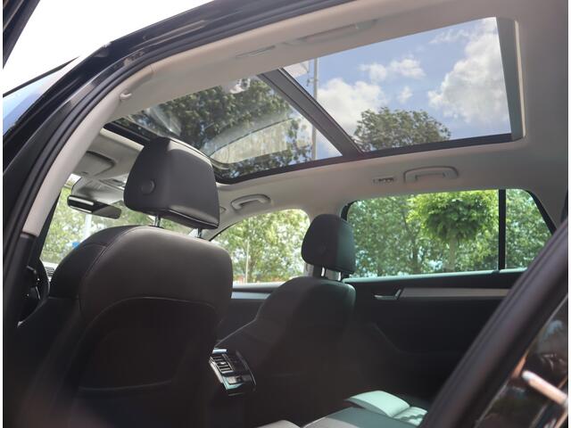 Skoda SUPERB Combi 1.5 TSI ACT Style Business / Panoramadak / 9.000 KM!