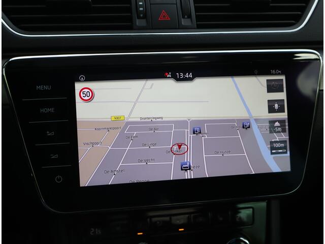 Skoda SUPERB Combi 1.5 TSI ACT Style Business / Panoramadak / 9.000 KM!