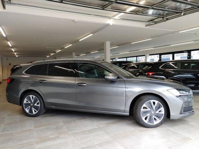 Skoda SUPERB 1.5 TSI DSG SELECTION TREKHAAK/CAMERA/HUD/NAVI/ACC/STOELVERW