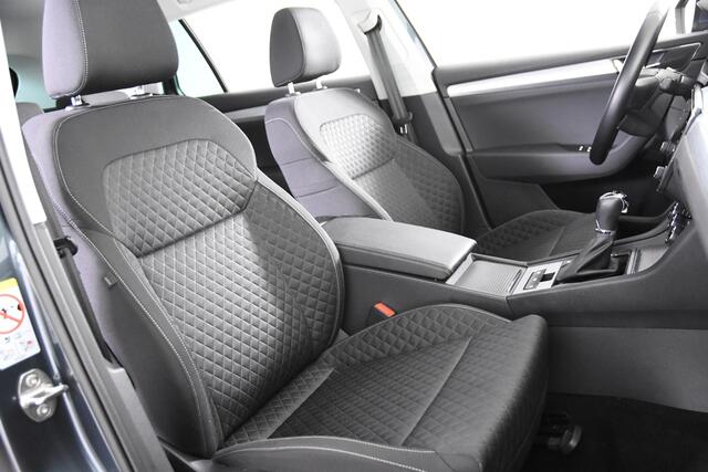 Skoda SUPERB Combi 1.4 TSI iV Hybrid *1ste Eigenaar*Navigatie*Stoelverwarming*