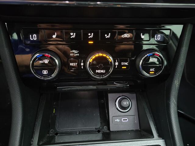 Skoda SUPERB Combi 1.5 TSI ACT Business Edition Plus | Verwacht | Trekhaak | Elektrische stoelen | Navi | Camera |