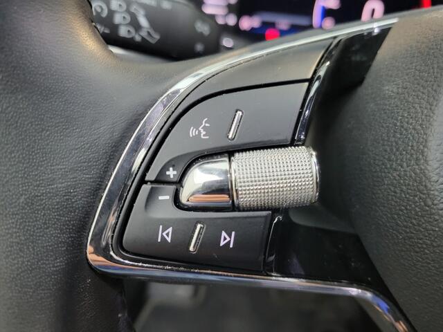 Skoda SUPERB Combi 1.5 TSI ACT Business Edition Plus | Verwacht | Trekhaak | Elektrische stoelen | Navi | Camera |