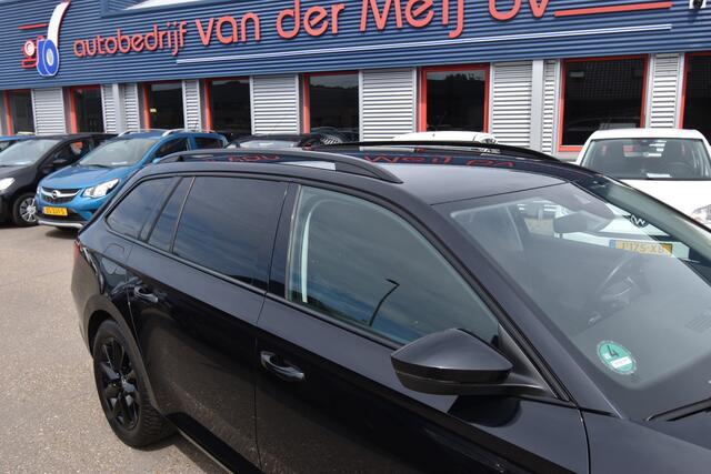 Skoda SUPERB Combi 1.4 TSI iV Business Edition Plus , BLACK EDITION !! , TREKHAAK , A UITRIJ CAM , LED KOPL , NAVI , CLIMATR ,