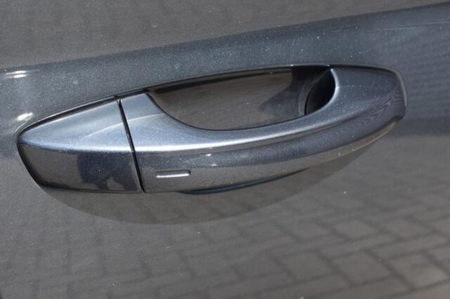 Skoda SUPERB COMBI 1.4 TSI DSG7 STYLE BUSINESS / P.DAK / EL. STOELEN / KEYLESS