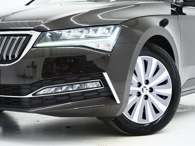 Skoda SUPERB Combi 1.4 TSI iV Business Edition Plus | Panoramadak | Trekhaak | Canton | Keyless | Adaptive Cruise | Carplay
