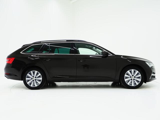 Skoda SUPERB Combi 1.4 TSI iV Business Edition Plus | Panoramadak | Trekhaak | Canton | Keyless | Adaptive Cruise | Carplay