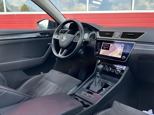 Skoda SUPERB Combi 1.5 TSI ACT Business Edition AUTOMAAT / PANORAMADAK / FULL LED / CAMERA / KEYLESS / ALCANTARA / CARPLAY / CRUISE / NL-AUTO