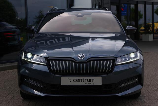 Skoda SUPERB Combi 1.4 TSI iV Sportline 218 PK BNS PHEV, Trekhaak, Memory, Canton Sound, Carplay, Camera