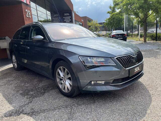 Skoda SUPERB Combi 1.5 TSI ACT Style Business // LED // KEYLESS // ELEK. STOELEN+GEHEUGEN // LEDER // ADAPT. CRUISE // WEGKLAPBARE TREKHAAK //