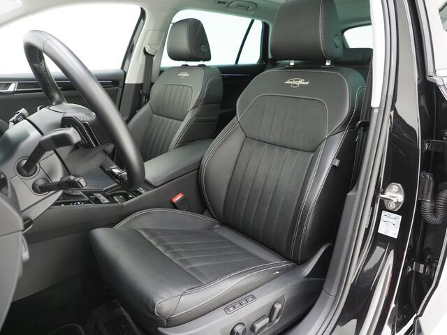 Skoda SUPERB Combi 1.4 TSI iV Laurin & Klement | Panoramadak | Trekhaak | Canton | 360 | Keyless | Adaptive Cruise