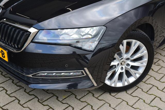 Skoda SUPERB Combi 1.4 TSI iV Business Edition Plus | ACC | Trekhaak | Canton |
