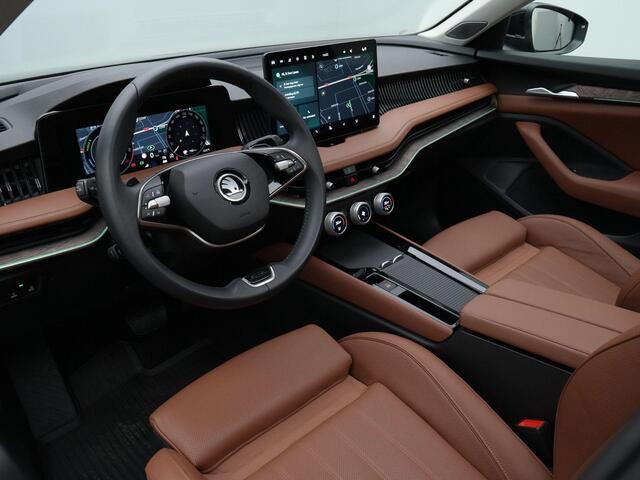 Skoda SUPERB Combi 1.5 TSI 204 pk DSG PHEV Laurin & Klement | Panoramadak | Leder | Geheugen-/massagestoelen | Rondomzicht camera | Head-Up Display | Canton | Stoelventilatie