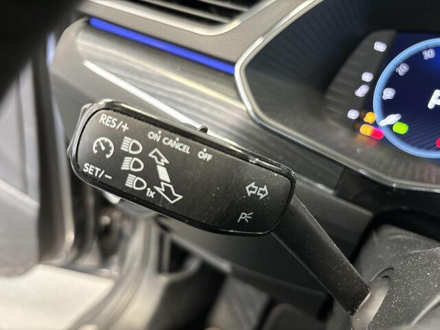 Skoda SUPERB Combi 1.5 TSI 150pk DSG ACT Business Edition Plus · Camera · Elek. Voorstoel · Elek. Achterklep · Apple/Android Car Play · Navigatie · 17'' Inch · Garantie t/m 02-08-2027 of 100.000km