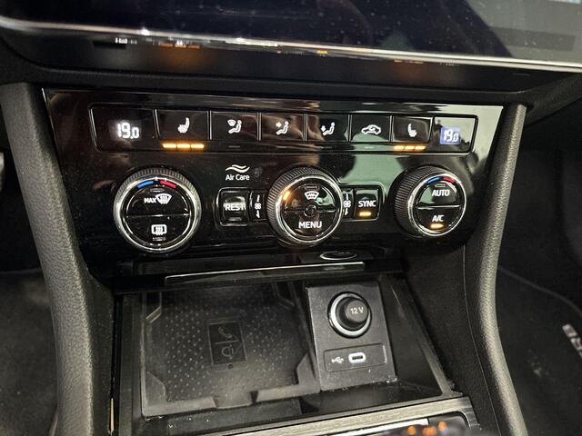 Skoda SUPERB Combi 1.5 TSI 150pk DSG ACT Business Edition Plus · Camera · Elek. Voorstoel · Elek. Achterklep · Apple/Android Car Play · Navigatie · 17'' Inch · Garantie t/m 02-08-2027 of 100.000km