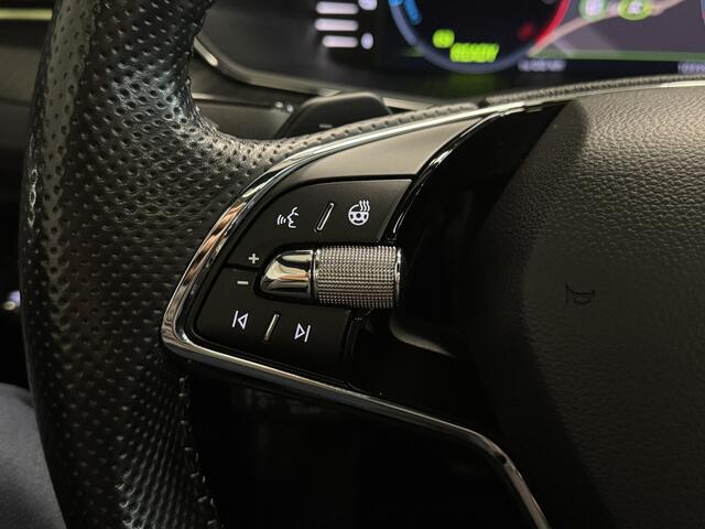 Skoda SUPERB Combi 1.4 TSI iV Sportline Business Memoryseats - Panoramadak - Dodehoekdetectie