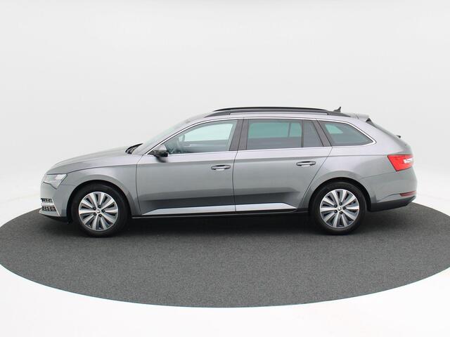 Skoda SUPERB Combi 1.4 TSI 218 Pk iV Business Edition Plus | Adaptive Cruise | Carplay | Sensoren | Stoel Verwarming | Climate Control | 17 Inch | 95.827 Km!!
