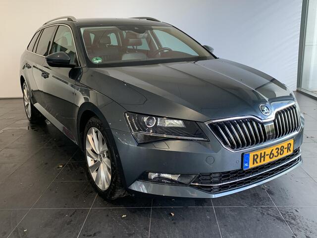 Skoda SUPERB Combi 1.4 TSI ACT Sportline Business AUTOMAAT | AFNEEMBARE TREKHAAK | NAVIGATIE | ACHTERUITRIJCAMERA | COMPLETE AUTO!