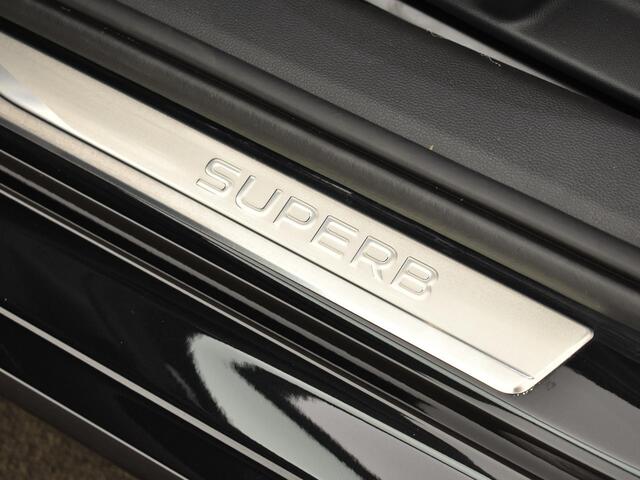 Skoda SUPERB combi Business Edition 1.5 TSI PHEV 150 kW / 204 PK Comb | 18'' Lichtmetalen Velgen | Akoestisch pakket | 2000,- inruilvoordeel!!