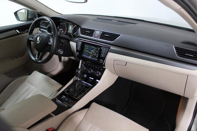 Skoda SUPERB Combi 1.4 TSI ACT Style | Navi | Cam | Carplay | Trekhaak |