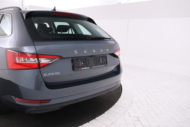 Skoda SUPERB Combi 1.4 TSI iV Business Edition Navigatie, Climate, Lmv,