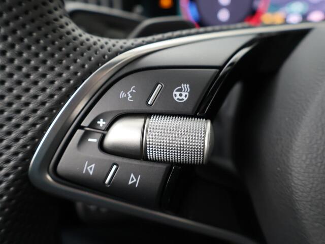 Skoda SUPERB Combi Sportline Business 1.5 TSI PHEV 204 PK DSG Automaat | Panorama dak | Suite Sport Leder | 19" lichtmetalen velgen | Trekhaak | Canton Geluidssysteem |